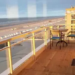 7th Heaven Seaview De Panne