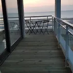7th Heaven Seaview Apartamento De Panne