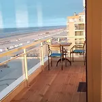 7th Heaven Seaview Apartamento *