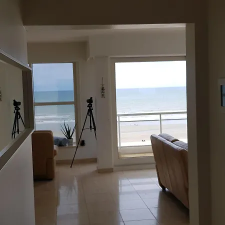 公寓 7th Heaven Seaview