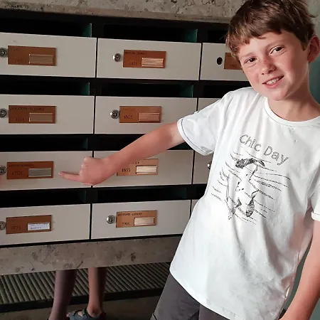 7th Heaven Seaview * 德帕内